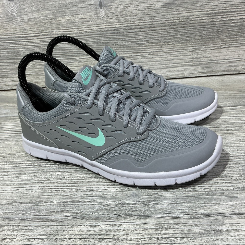 NEW Nike Orive NM Womens Gray Lace Up Running Shoes Sneakers 677136-031 Size 6.5